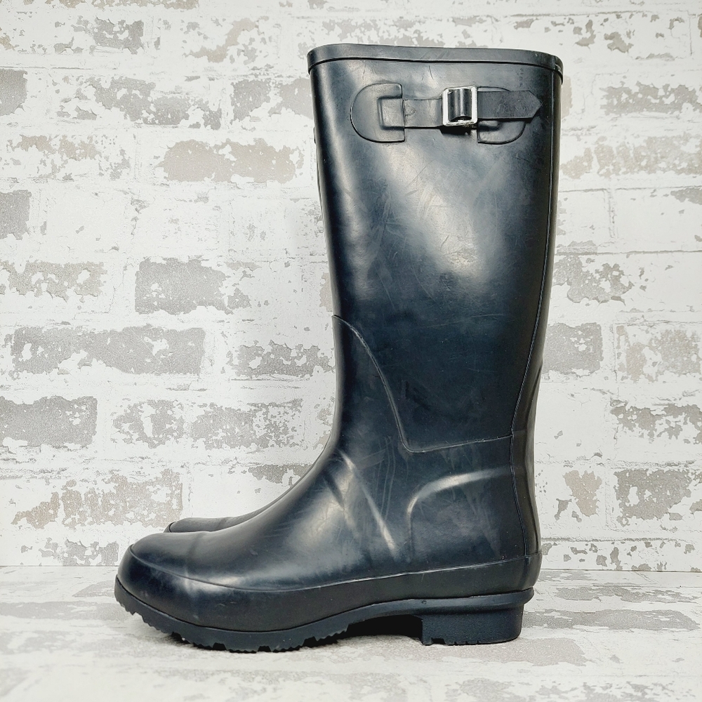 New Nomad Black Round Toe Knee High Rain Boots A453